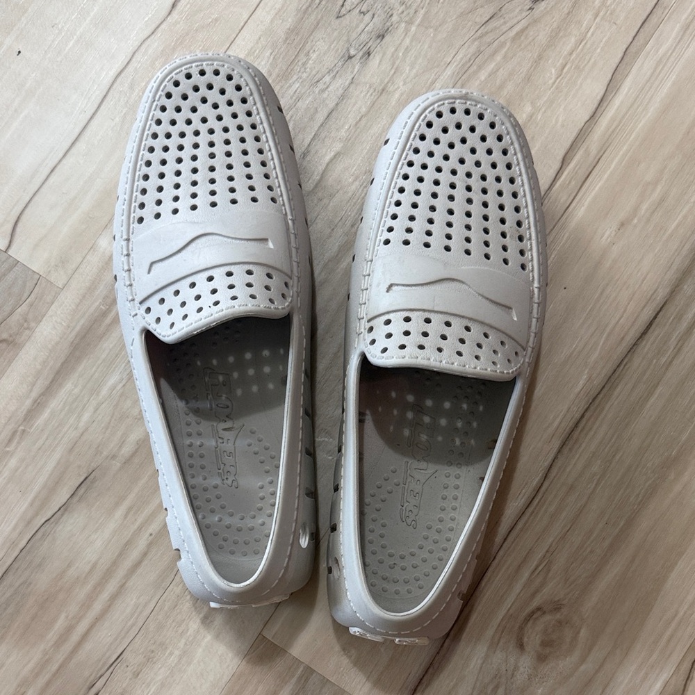 Stylish Gray Loafers for Men